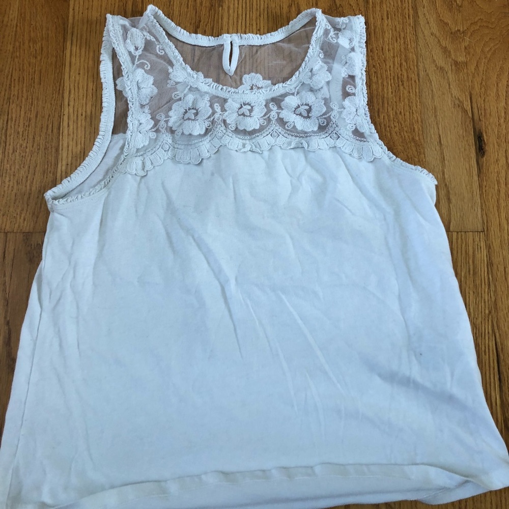 hollister tank